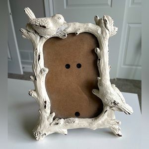 Ceramic bird frame
